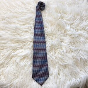 Silk Oscar de la Renta tie 4” tip 57” length
